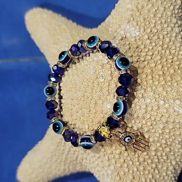 EVIL EYE Hand of God  CRYSTAL BRACELET - Picture 2 of 3